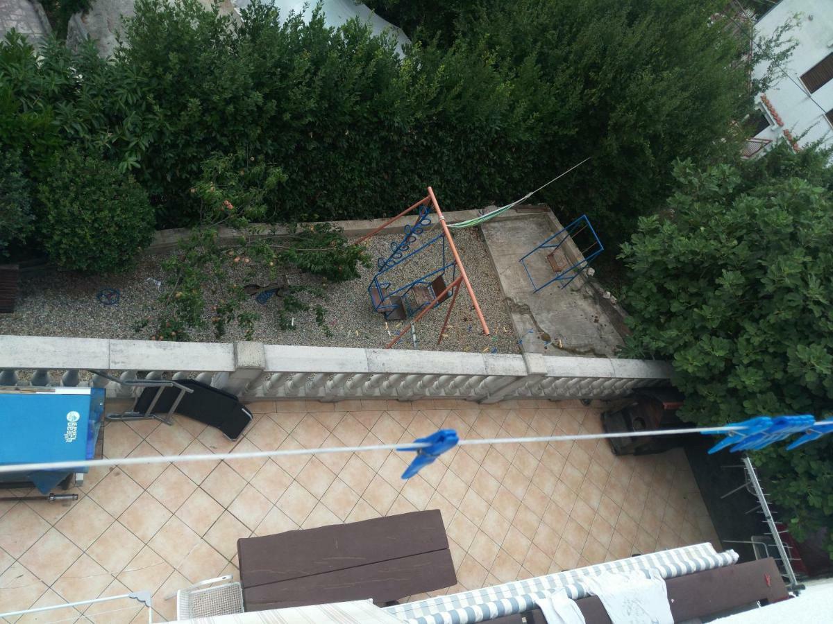Apartments Sudic Njivice Ngoại thất bức ảnh
