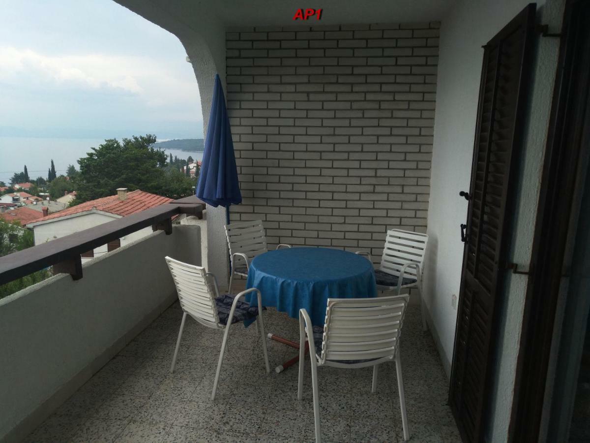 Apartments Sudic Njivice Ngoại thất bức ảnh