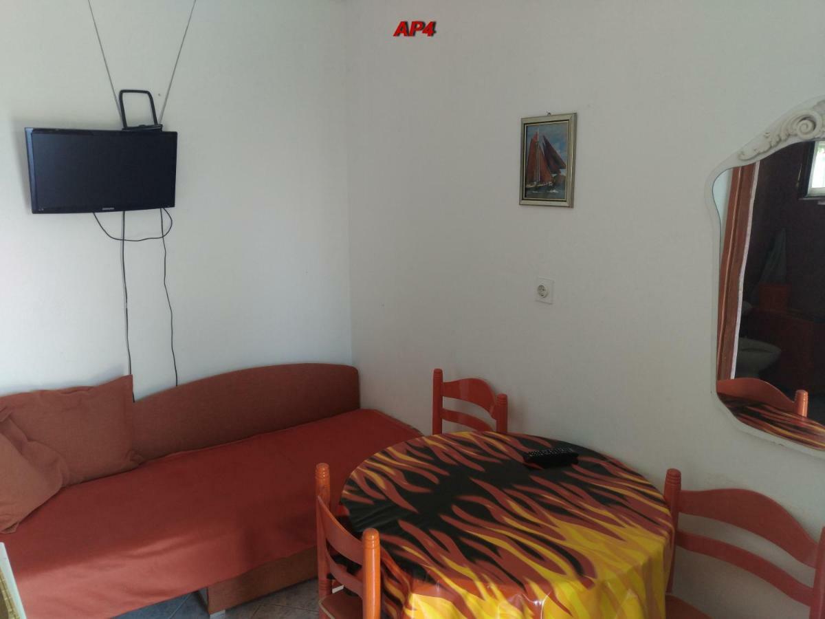 Apartments Sudic Njivice Ngoại thất bức ảnh