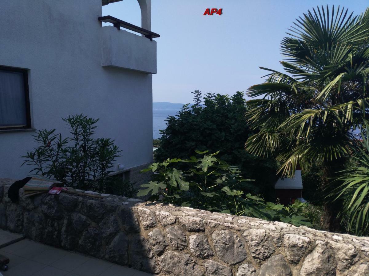 Apartments Sudic Njivice Ngoại thất bức ảnh