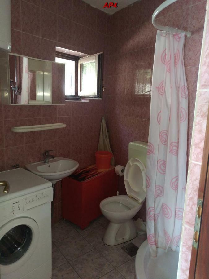 Apartments Sudic Njivice Ngoại thất bức ảnh