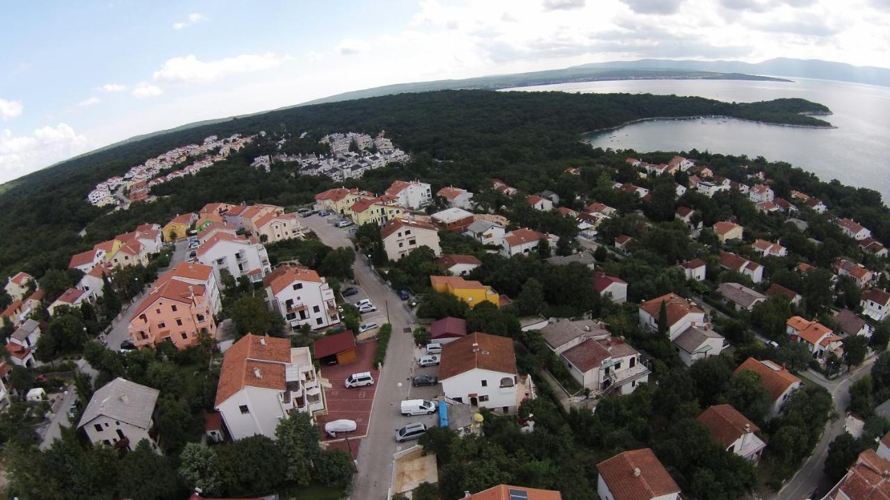 Apartments Sudic Njivice Ngoại thất bức ảnh
